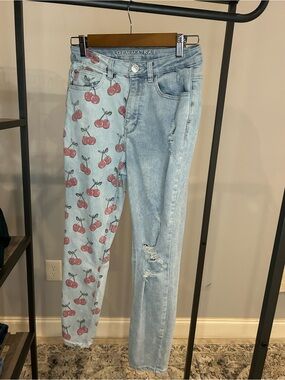 Light Wash Cherry Print Women's Jeans